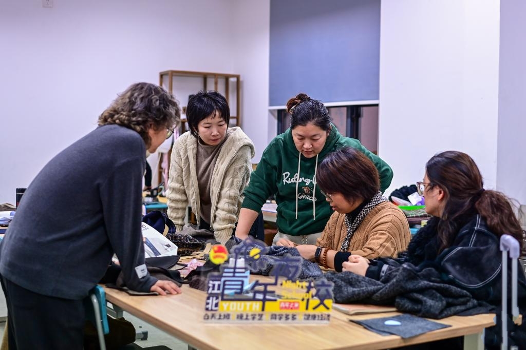 �㽭������������ҹ�����S��Ⱥ���I(y��)������